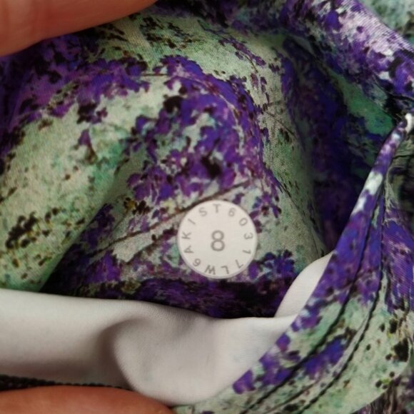 Lululemon Fast & Free Crop II Nulux 19" Vivid Vision Multi Black, size 8 - Picture 8 of 10